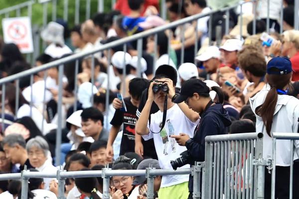 破浪成光，桨动水乡，2025世界赛艇锦标赛在上海开幕