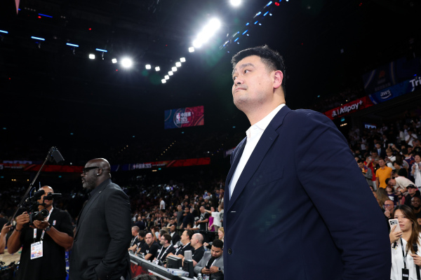 45岁的姚明，要开始领取NBA养老金了
