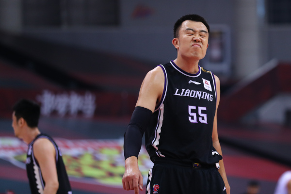 CBA“一人一城”的故事多动人，这是韩德君与辽篮的羁绊