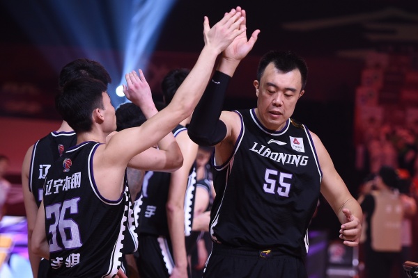 CBA“一人一城”的故事多动人，这是韩德君与辽篮的羁绊