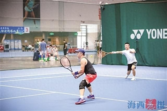 2026年厦门市全民健身运动会网球比赛吸引网球爱好者齐聚赛场